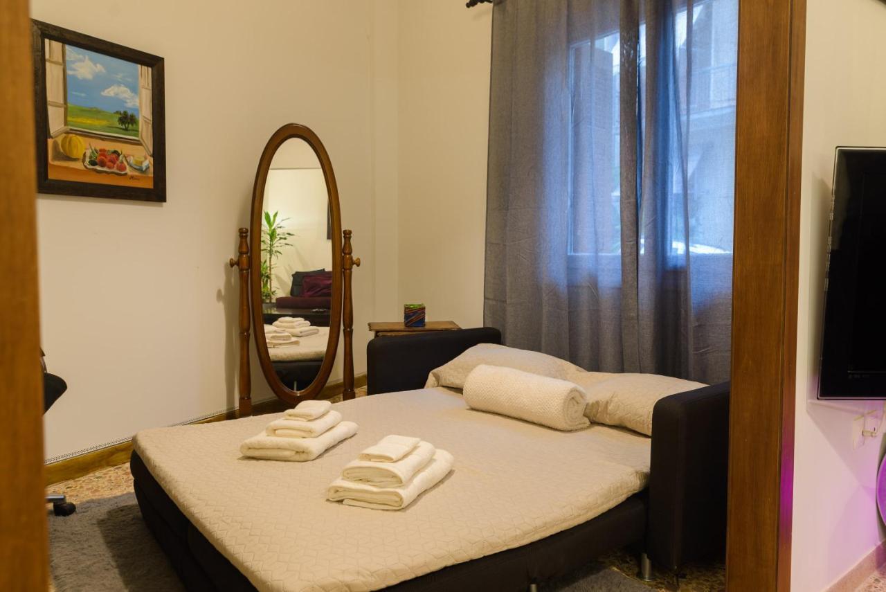 Belucky Apartments - Φio Atina Dış mekan fotoğraf