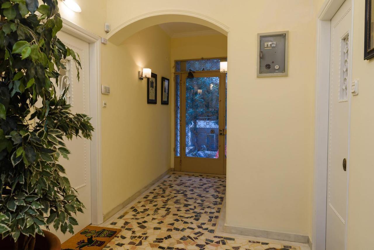 Belucky Apartments - Φio Atina Dış mekan fotoğraf