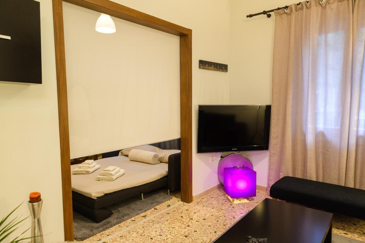 Belucky Apartments - Φio Atina Dış mekan fotoğraf